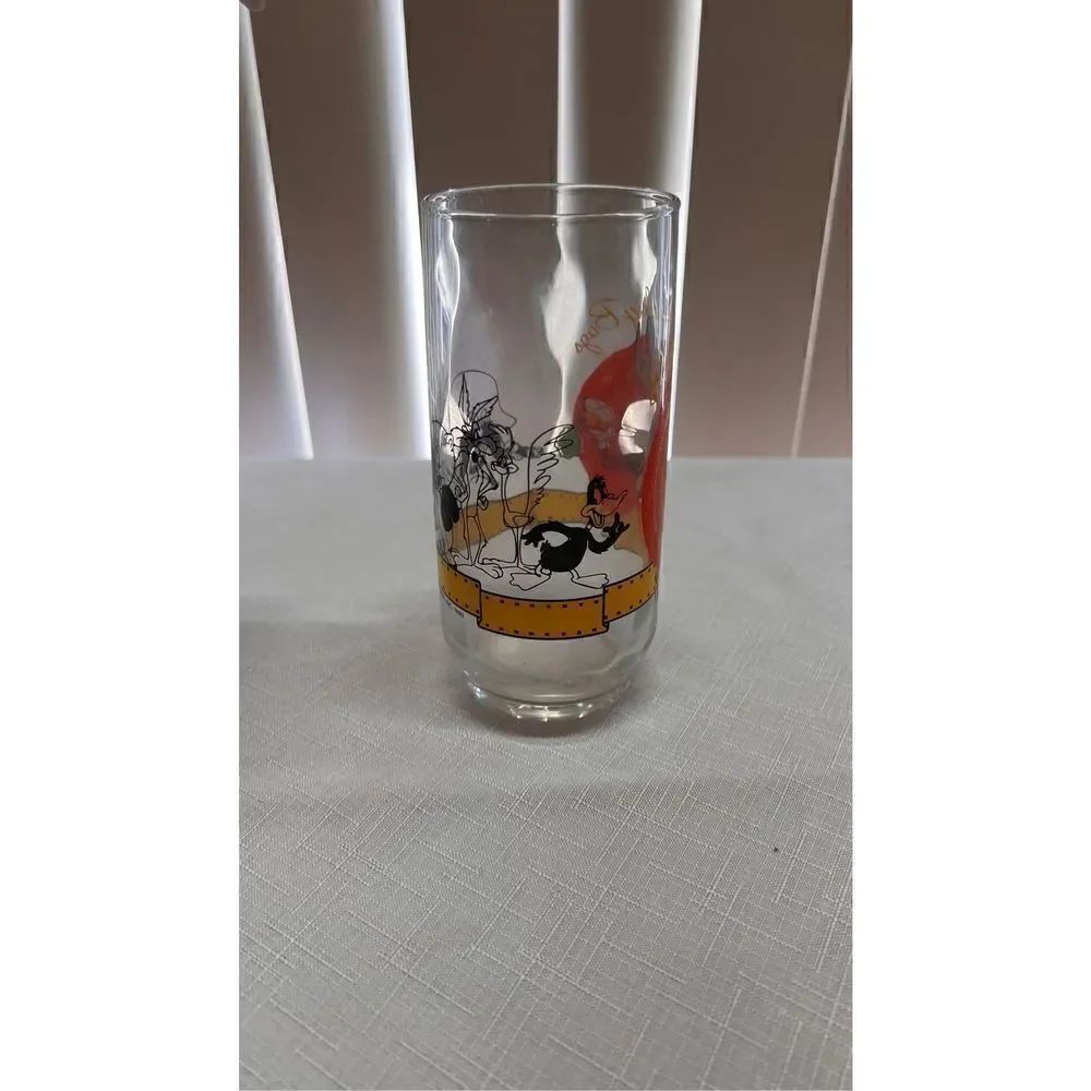 HAPPY 50TH BIRTHDAY BUGS BUNNY GLASS COLLECTIBLE - Picture 11 of 16